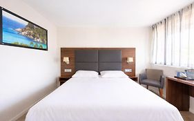 Kyriad Bordeaux - Merignac Aéroport